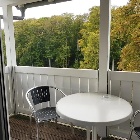 Residenz Seeblick, Mit Balkon Und Seitlichem Ostseeblick *
